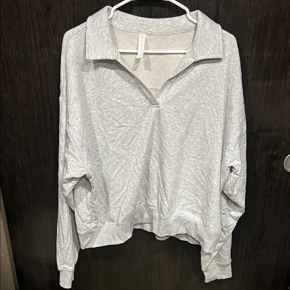 Zella Women's Cream V-Neck Sweater